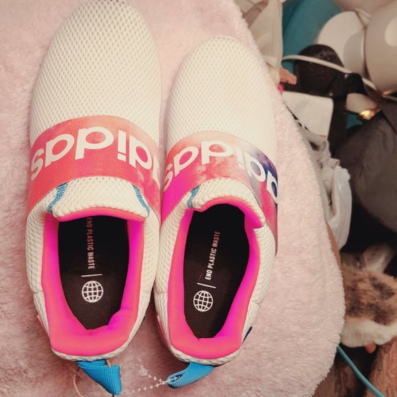 BigKids (womens 7) PINK Adidas NWT - Picture 2 of 7